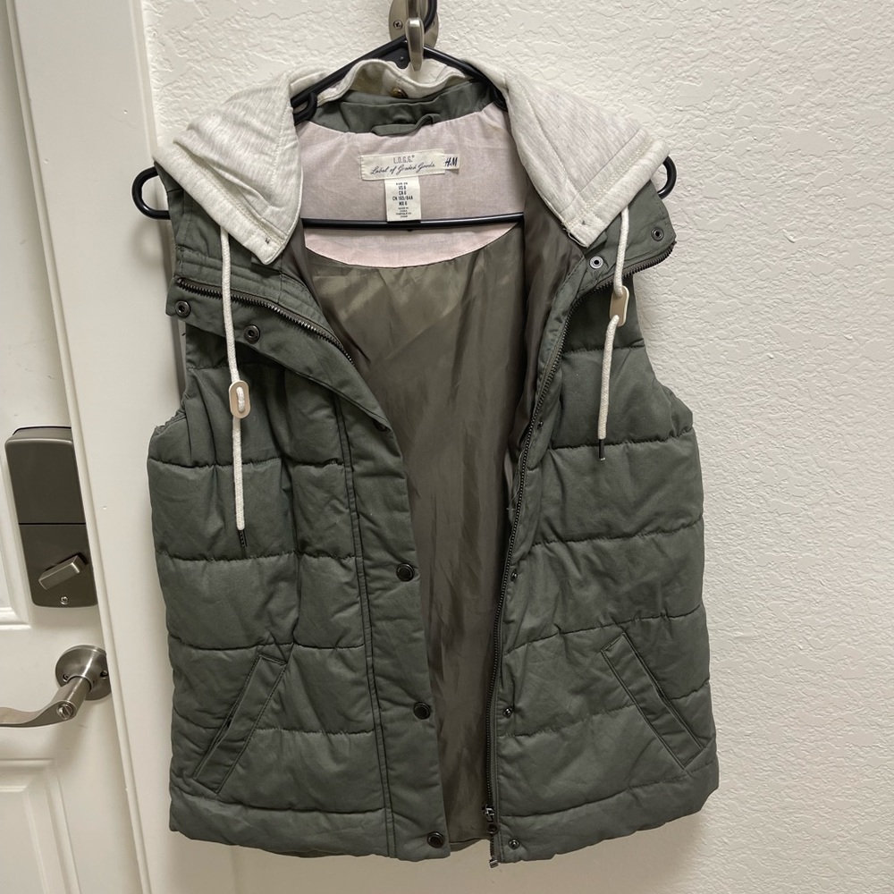 H&M Puffer Vest with Hood